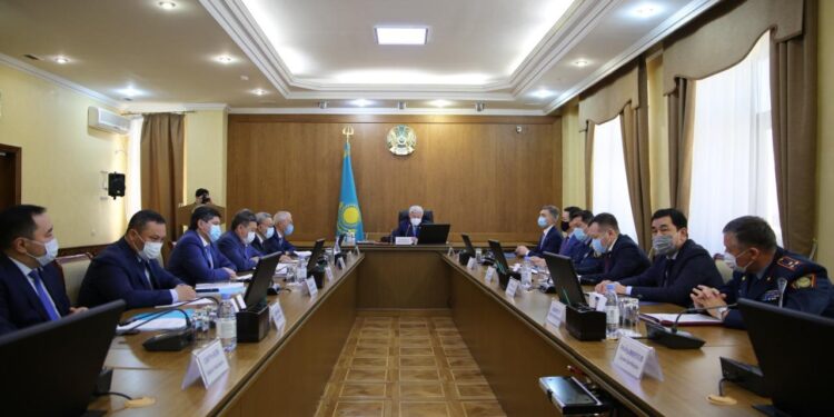 ДЕПАРТАМЕНТ БАСШЫСЫ ӘДІЛХАН ӘШІРБАЕВ СЫБАЙЛАС ЖЕМҚОРЛЫҚҚА ҚАРСЫ СТРАТЕГИЯНЫҢ АЯСЫНДА БЕКІТІЛГЕН ЖОСПАРДЫҢ ОРЫНДАЛУЫ ТУРАЛЫ БАЯНДАДЫ