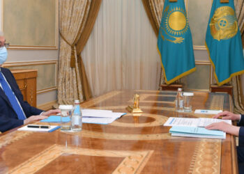 Президент Бас прокурор Ғизат Нұрдәулетовті қабылдады