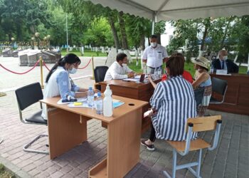 Тараз қаласы №1 аумақтық округінде  көшпелі қоғамдық қабылдау өткізілді