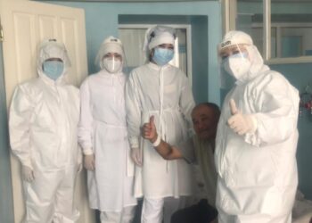 Жамбыл облысы Талас аудандық орталық ауруханасынан 68 жастағы ер адам COVID-  19 вирусынан емделіп шықты