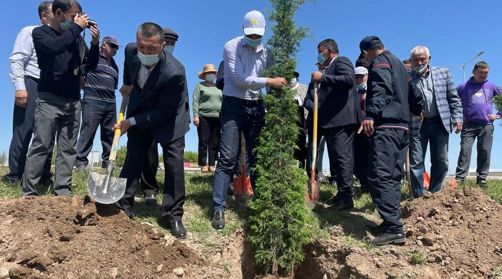 ЖАМБЫЛ ОБЛЫСЫНЫҢ ӘКІМІ ҚАЙЫРЫМДЫЛЫҚ ЖАСАУҒА ШАҚЫРДЫ