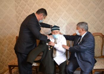 АРДАГЕРГЕ КӨРСЕТІЛГЕН ЕРЕКШЕ ҚҰРМЕТ