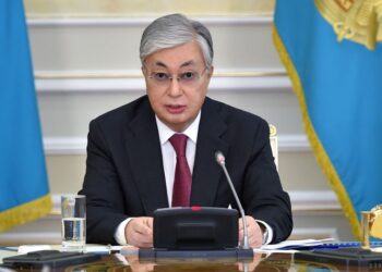 МЕМЛЕКЕТ БАСШЫСЫ ҚАСЫМ-ЖОМАРТ ТОҚАЕВТЫҢ ОТАН ҚОРҒАУШЫ КҮНІМЕН ҚҰТТЫҚТАУЫ