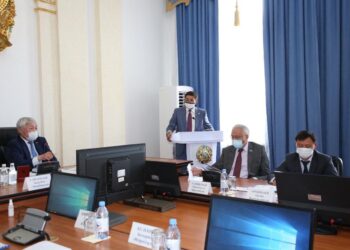 Бердібек Сапарбаев Тараз қаласын дамыту жөнінде кеңес отырысын өткізді