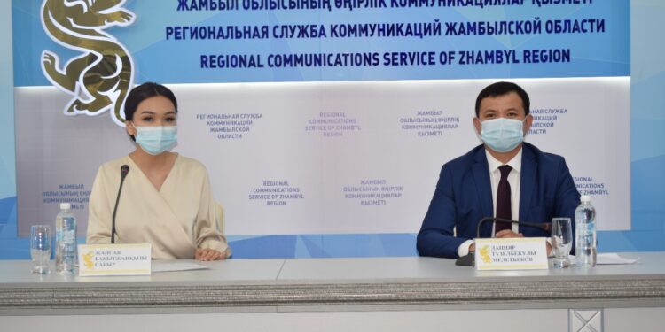 ЖАМБЫЛДАҒЫ «ҚАЗПОШТА» ХАЛЫҚҚА ҚЫЗМЕТ КӨРСЕТУДІҢ ӘМБЕБАП ТЕРЕЗЕЛЕРІН АШПАҚ
