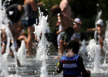 Алдағы уақытта еліміздің бір қатар аумақтарында 44 градус ыстық болады