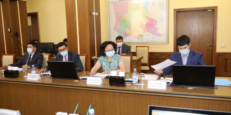Бердібек Сапарбаев азаматтарды қабылдады