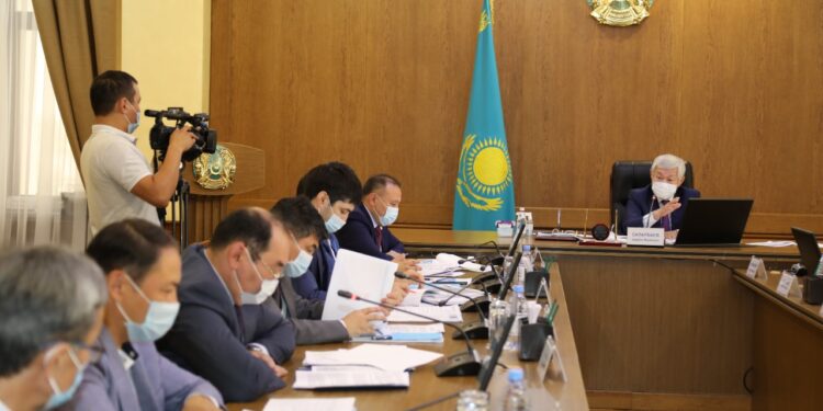 Жамбыл облысында вакцинациялау деңгейі жоғары аудандарда COVID-19 аурушандығының төмендеуі байқалады