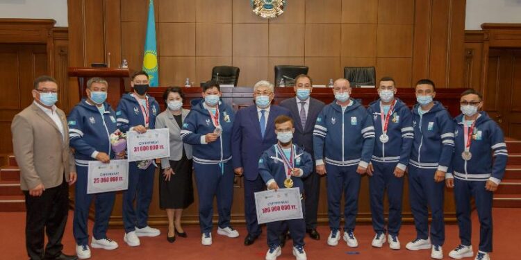 Паралимпиадашылар Мемлекеттік наградалармен марапатталды