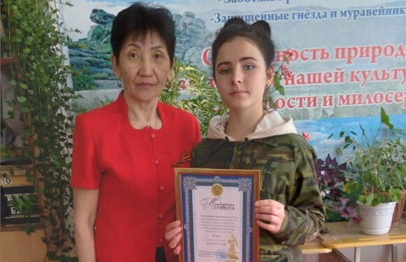 «Еспенбет дастанын» жатқа айтатын неміс қызы