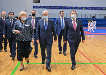 Президент Қасым-Жомарт Тоқаев «Халық Арена» спорт кешеніне барды