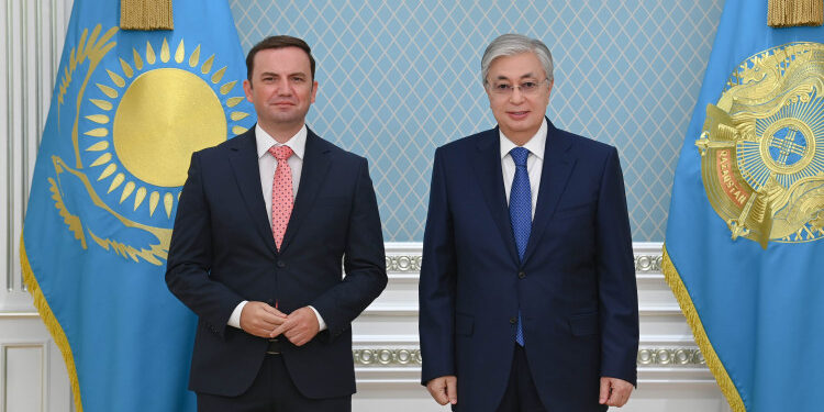 Президент Қасым-Жомарт Тоқаев Солтүстік Македонияның Сыртқы істер министрі Буяр Османиді қабылдады