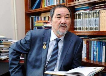 Мен өзімді тек жазушы ретінде сезінемін – Тұрсын Жұртбай