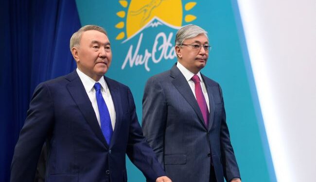 Назарбаев енді «Nur Otan» төрағалығын Тоқаевқа табыстайды