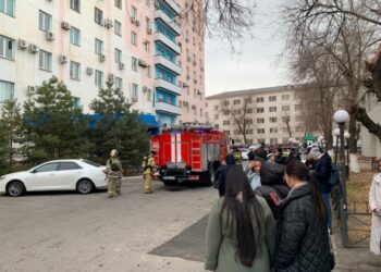 ӘКІМДІК ҒИМАРАТЫНДА ӨРТ ТҮТІНДЕП, ҚЫЗМЕТКЕРЛЕР ЭВАКУАЦИЯЛАНДЫ