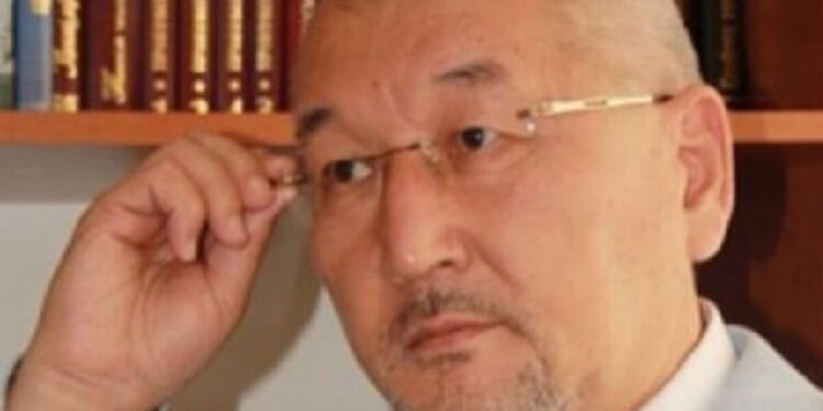 Қазақтың белгілі тарихшысы Талас Омарбеков қайтыс болды