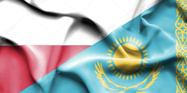 Украинада қалып қойған қазақстандықтардың бір бөлігі Польшаға кірді