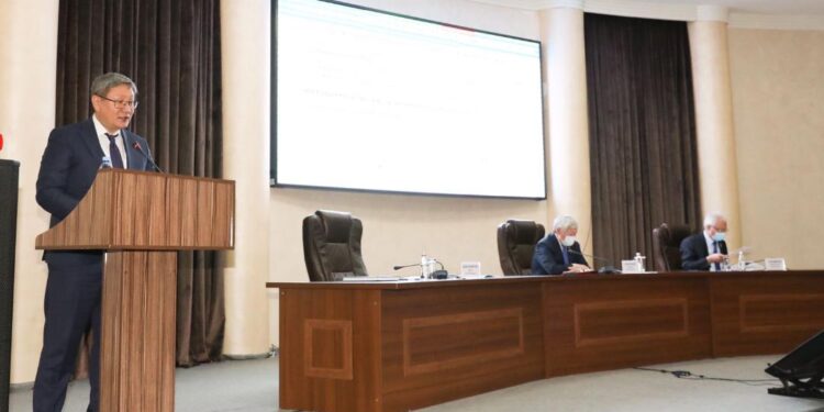 Халық бізден нақты нәтиже күтеді – Б. Сапарбаев