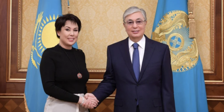 Тараздықтар Аружан Саинға видеоүндеу жолдады