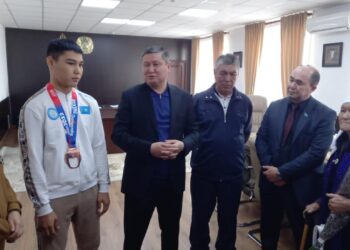 ШУДЫҢ ҮШ ОҚУШЫ АЗИЯ ЧЕМПИОНАТЫНАН ЖҮЛДЕМЕН ҚАЙТТЫ