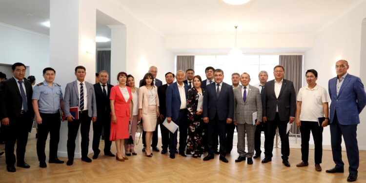 Жамбыл облысының әкімі сыбайлас жемқорлық бойынша ұйымдастырылған республикалық конференцияға қатысты