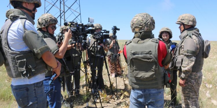 Байзақ оқиғасынан кейін жиналған оқ-дәрілер фрагменттерінің бақыланатын жарылыстары қайта басталды