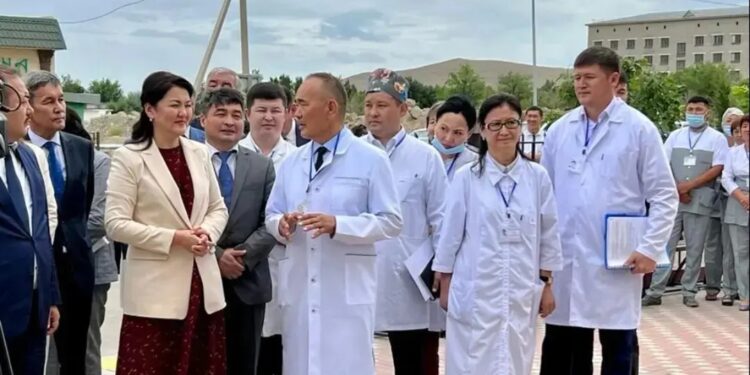 Денсаулық сақтау министрі Жамбылдағы үздік тәжірибелер орталығының ашылуына қатысты