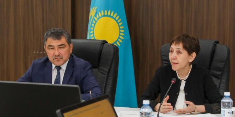 Т. Дүйсенова Жамбыл облысына жұмыс сапары барысында өңір активімен кездесті