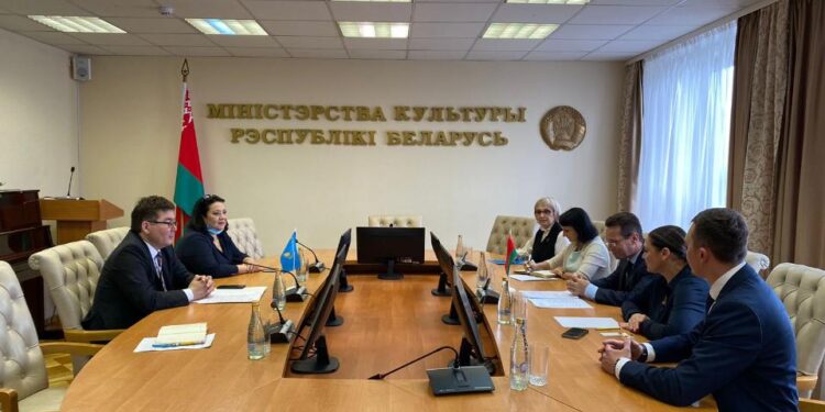 Қазақстан мен Беларусь мәдени-гуманитарлық ынтымақтастықты одан әрі дамыту мәселелерін талқылады