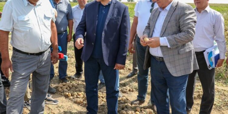 Жамбыл облысының әкімі Жамбыл ауданына іс-сапармен барды