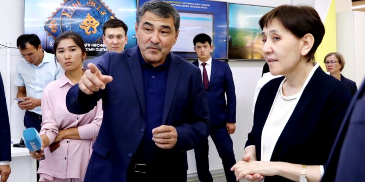 МИНИСТР ДҮЙСЕНОВА пилоттық жоба ауыл халқының табысын арттырады