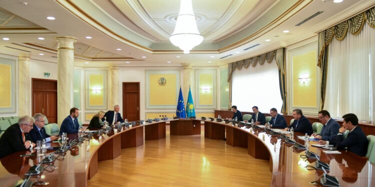 Қазақстан Еуропалық одақтың негізгі институттарымен ашық диалогты одан әрі дамытуды қолдайды