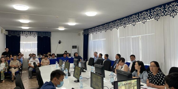 Антикор бас дәрігерлерге жоғары бағамен сатып алуды тоқтатуды талап етті