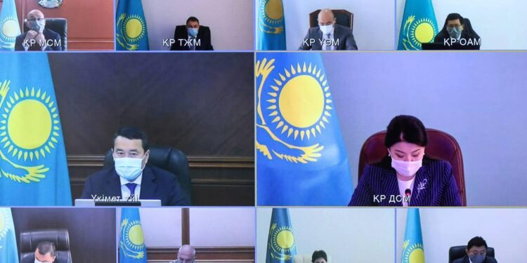 Ұлттық экономика министрі «Қуатты өңірлер – ел дамуының драйвері» Ұлттық жобасын іске асыру барысы туралы баяндады