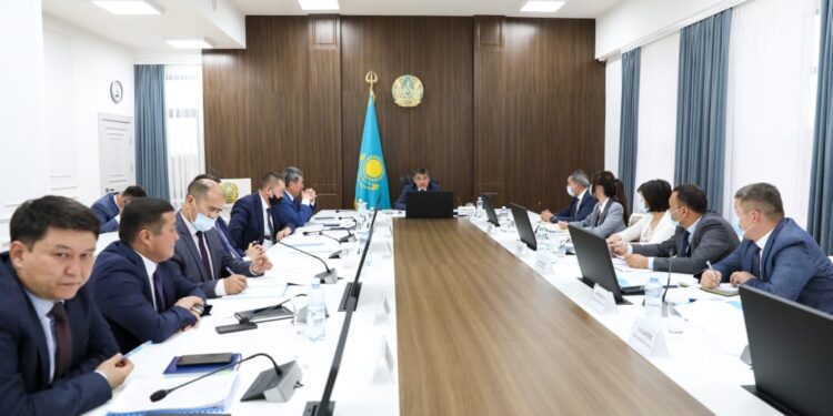 Жамбыл облысы әкімі Еуропа қайта құру және даму банкінің басшылығымен кездесті