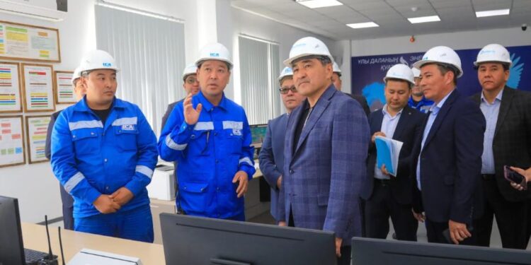 Жамбыл облысы әкімі Т. Рысқұлов ауданындағы бірқатар нысандарды аралап, құрылыс жұмыстарын тексерді