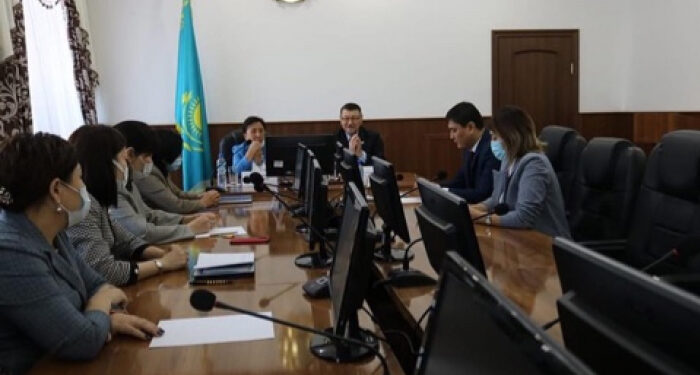 Судьялар ардагерлермен кездесті