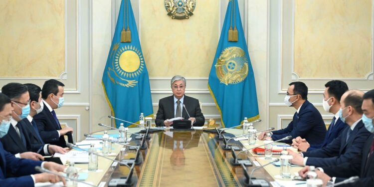 Президент Қасым-Жомарт Тоқаев Қауіпсіздік кеңесінің отырысын өткізді