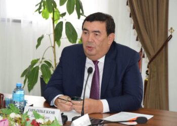 Тараз қаласының әкімі отбасылық бизнесі мен өзі танымайтын кеңесші туралы сұрақтарға жауап берді