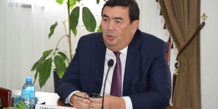 Тараз қаласының әкімі отбасылық бизнесі мен өзі танымайтын кеңесші туралы сұрақтарға жауап берді