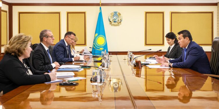 Қазақстан ДДҰ-мен барлық бағыттар бойынша тәжірибе алмасуға дайын – Әлихан Смайылов