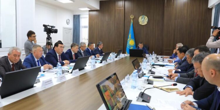 Жамбыл облысы әкімі ветеринария саласындағы жұмыстарды күшейтуді тапсырды