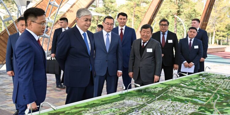 Мемлекет басшысы G4 City жобасымен танысты
