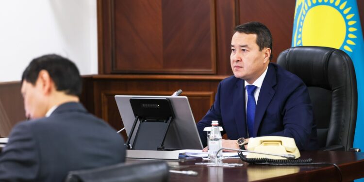 Әлихан Смайылов: Үкімет экономиканы цифрлық трансформациялау жұмыстарын жалғастырады
