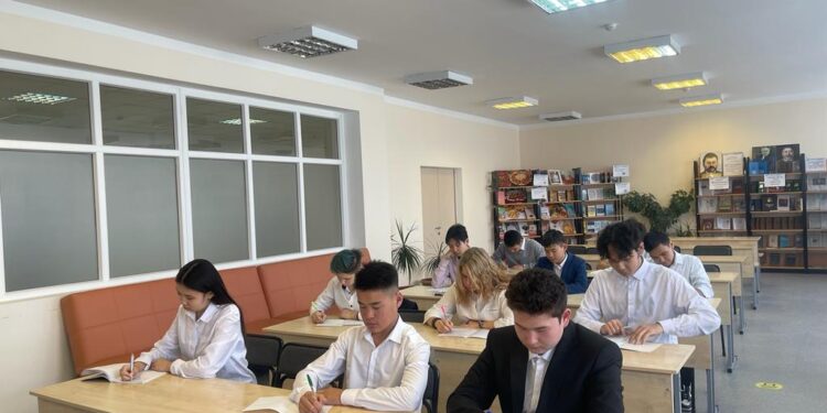 КОЛЛЕДЖДЕРДЕ 133 МАМАНДЫҚ ЖӘНЕ 164 БІЛІКТІЛІК БОЙЫНША ЛИЦЕНЗИЯЛАР ЖОЙЫЛДЫ