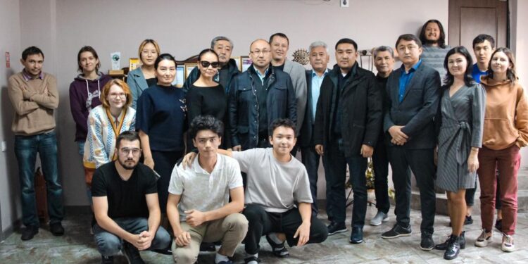 Дәурен Абаев қазақстандық мультипликаторлармен кездесті
