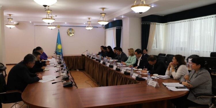 Еңбекмині ХЕҰ конвенцияларын олардың Миссиясымен талқылады