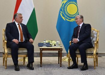 Президент  Мажарстан Премьер-министрі Виктор Орбанмен кездесті