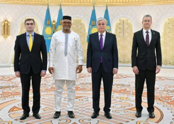 Президент бірқатар мемлекеттің елшілерінен сенім грамоталарын қабылдады