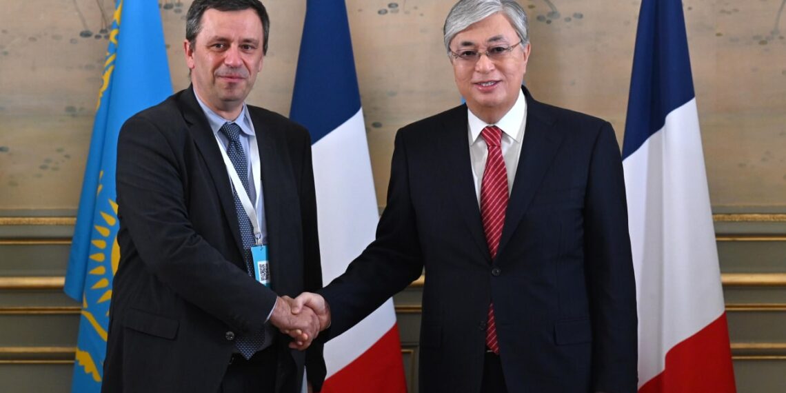 Мемлекет басшысы Électricité de France (EDF) компаниясының бас директоры Люк Ремонды қабылдады